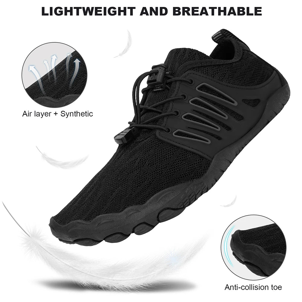 Black triathlon shoe with text highlighting lightweight and breathable features on a white background.