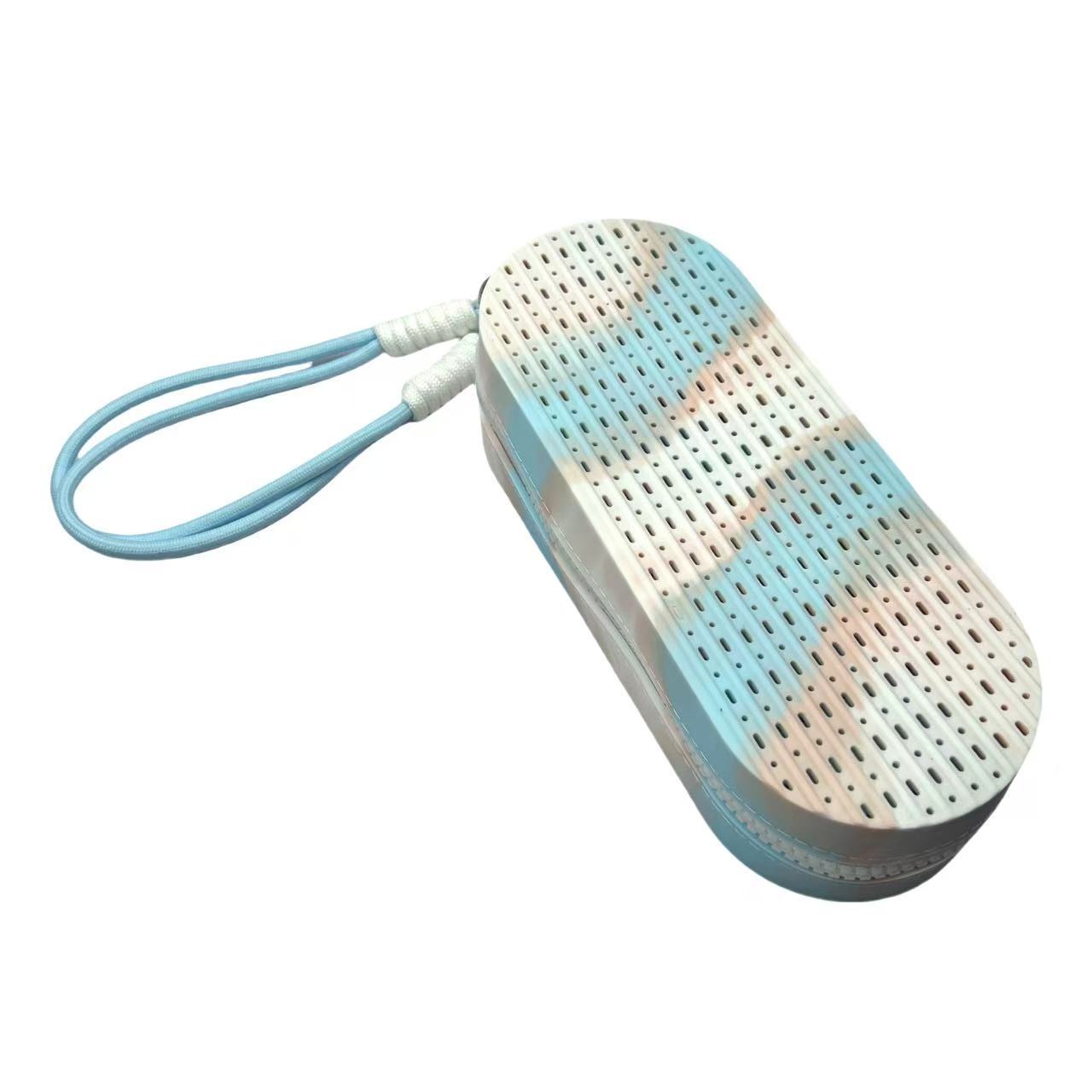 Breathable Silicone Goggles Case - Blue/White